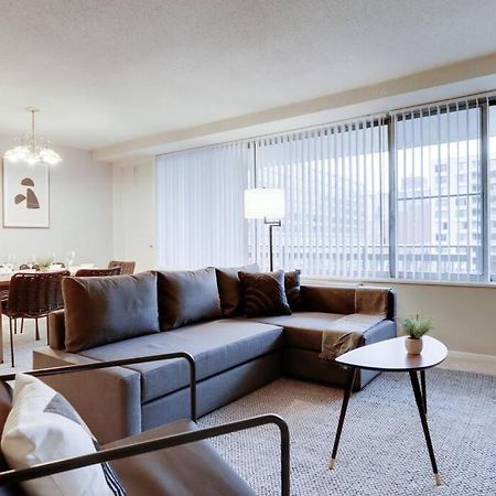 Elegant Apartment W Views At Crystal City Arlington Bagian luar foto