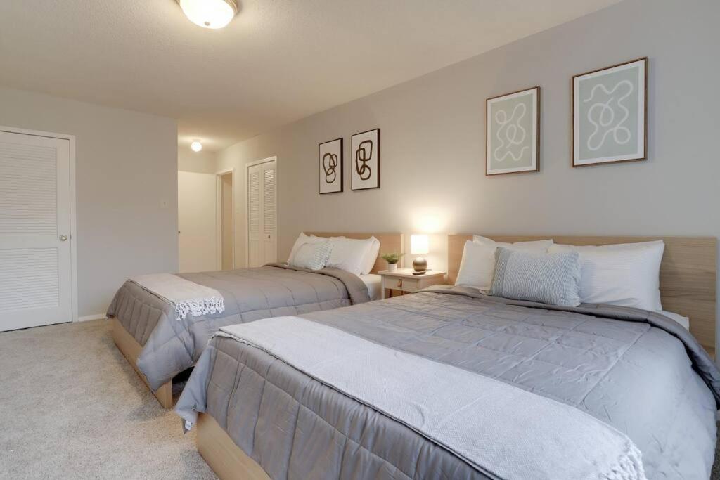 Elegant Apartment W Views At Crystal City Arlington Bagian luar foto